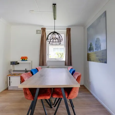 6 - Persoons Kindvriendelijke 31 Holiday home Ewijk
